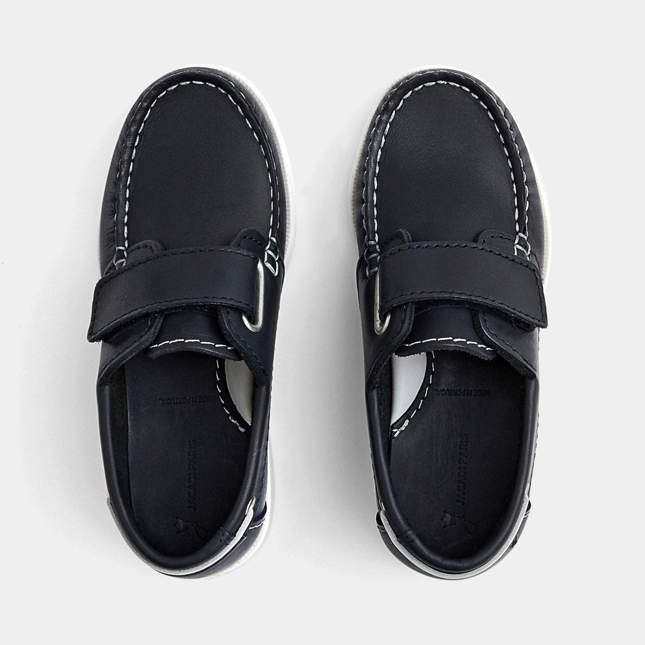 Boy boat shoes