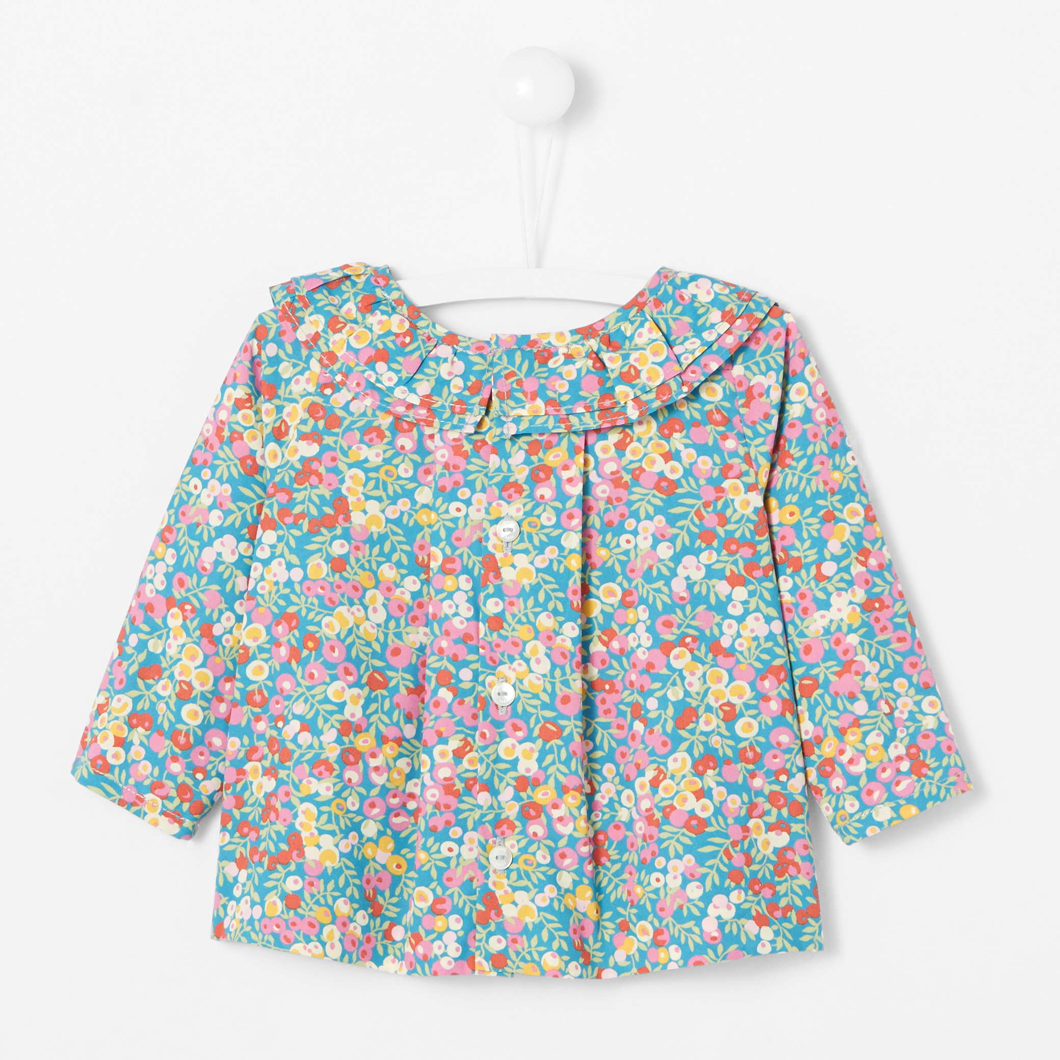 Baby-blouse-in-Liberty-fabric