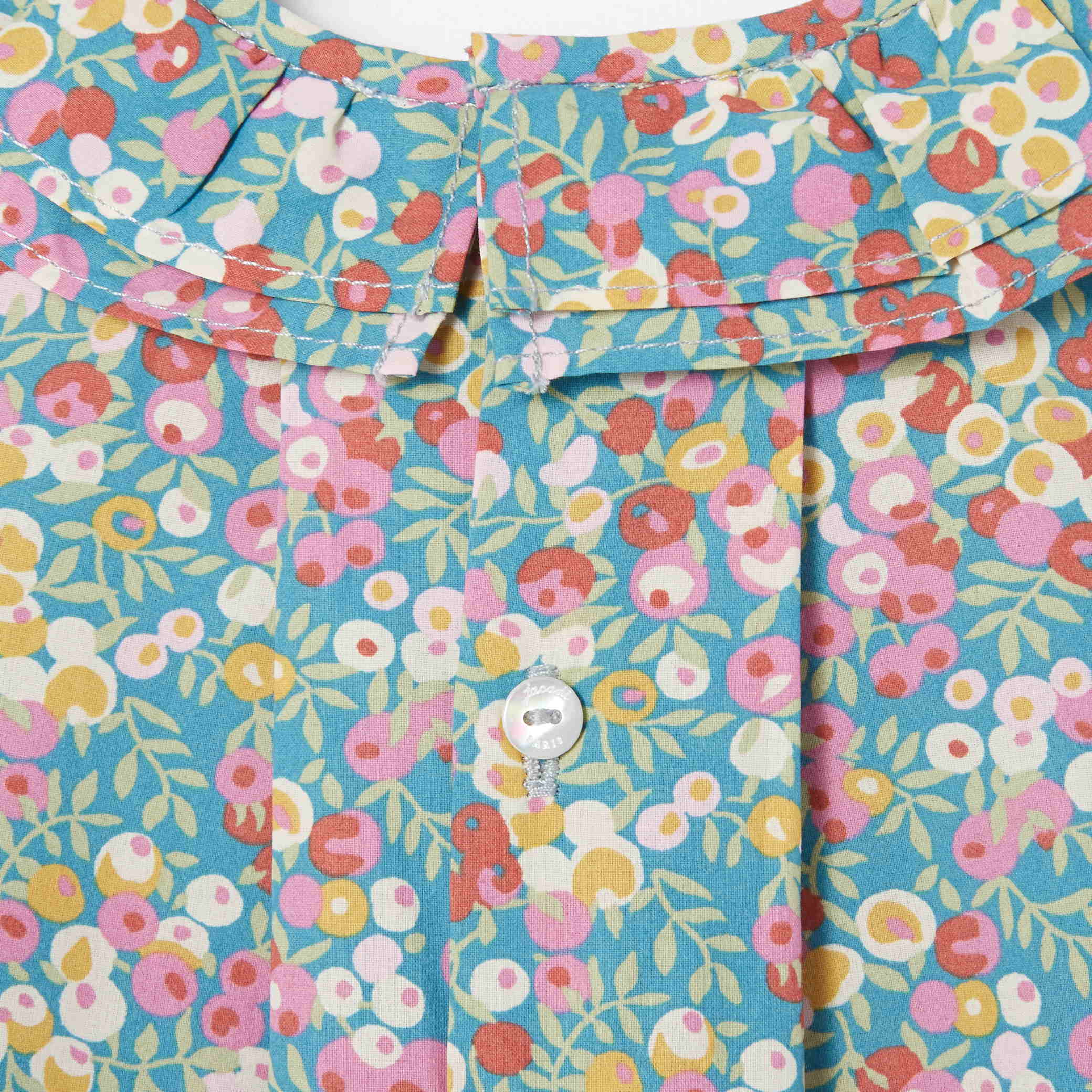 Baby-blouse-in-Liberty-fabric