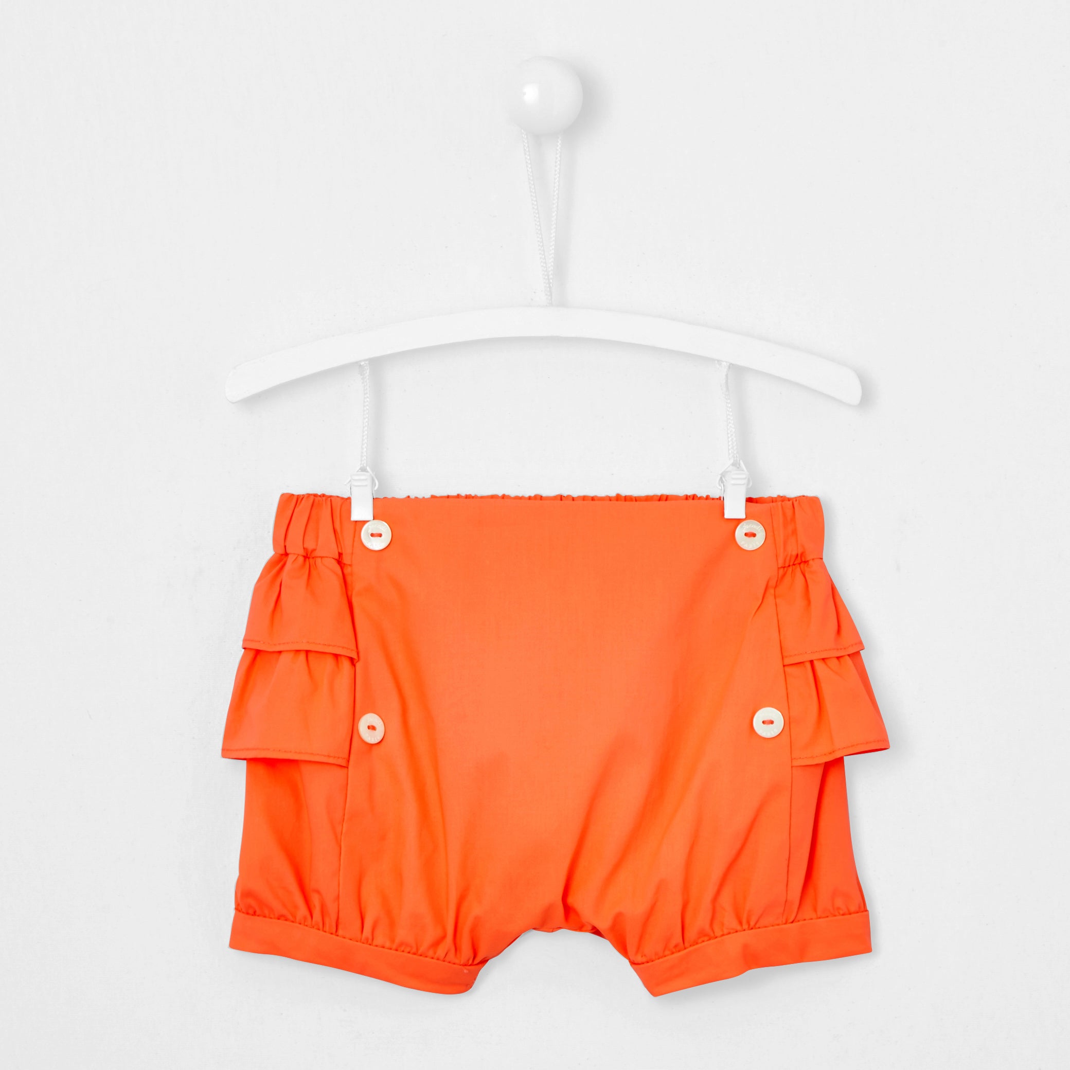 Baby-girl-ruffled-bloomers
