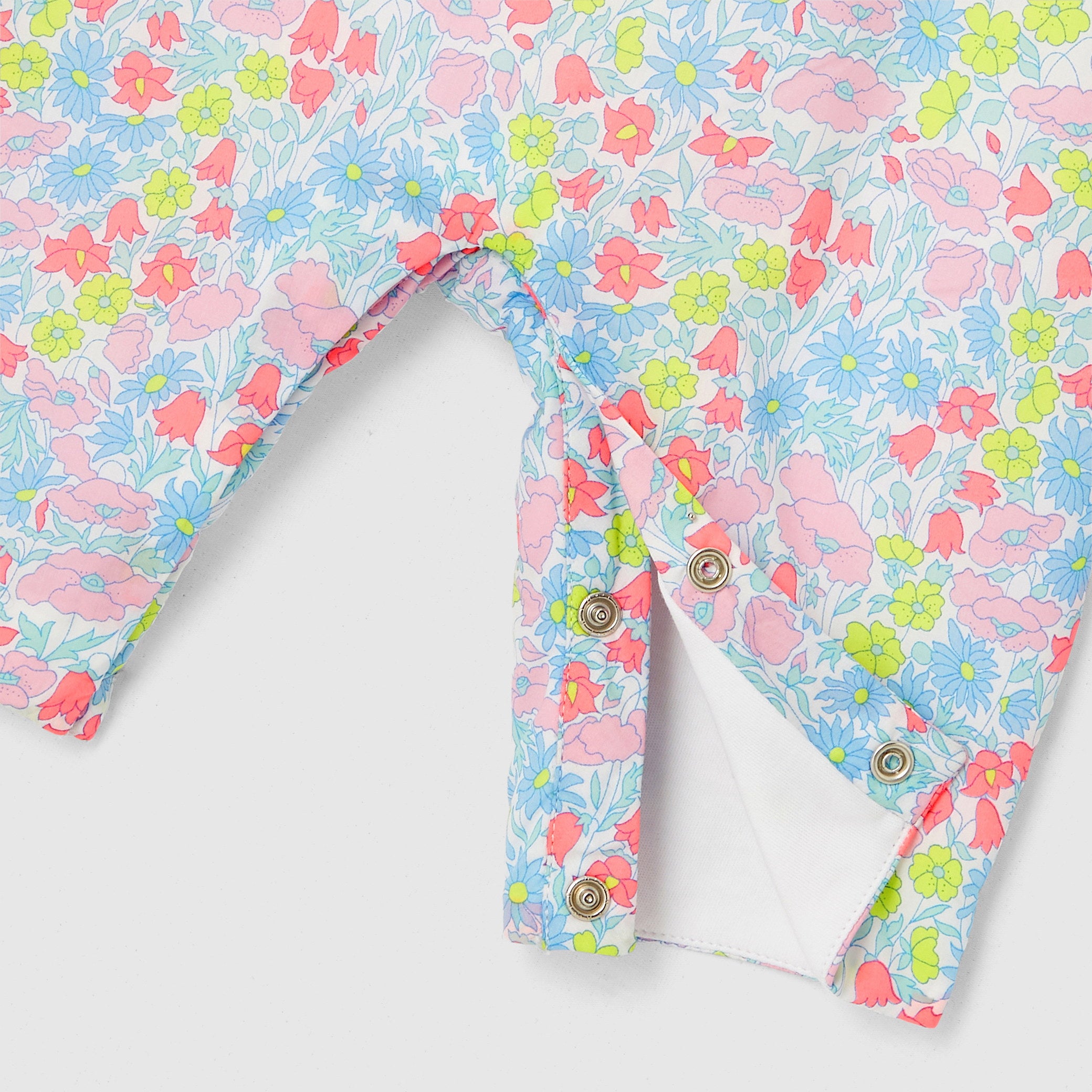 Baby-girl-Liberty-overalls
