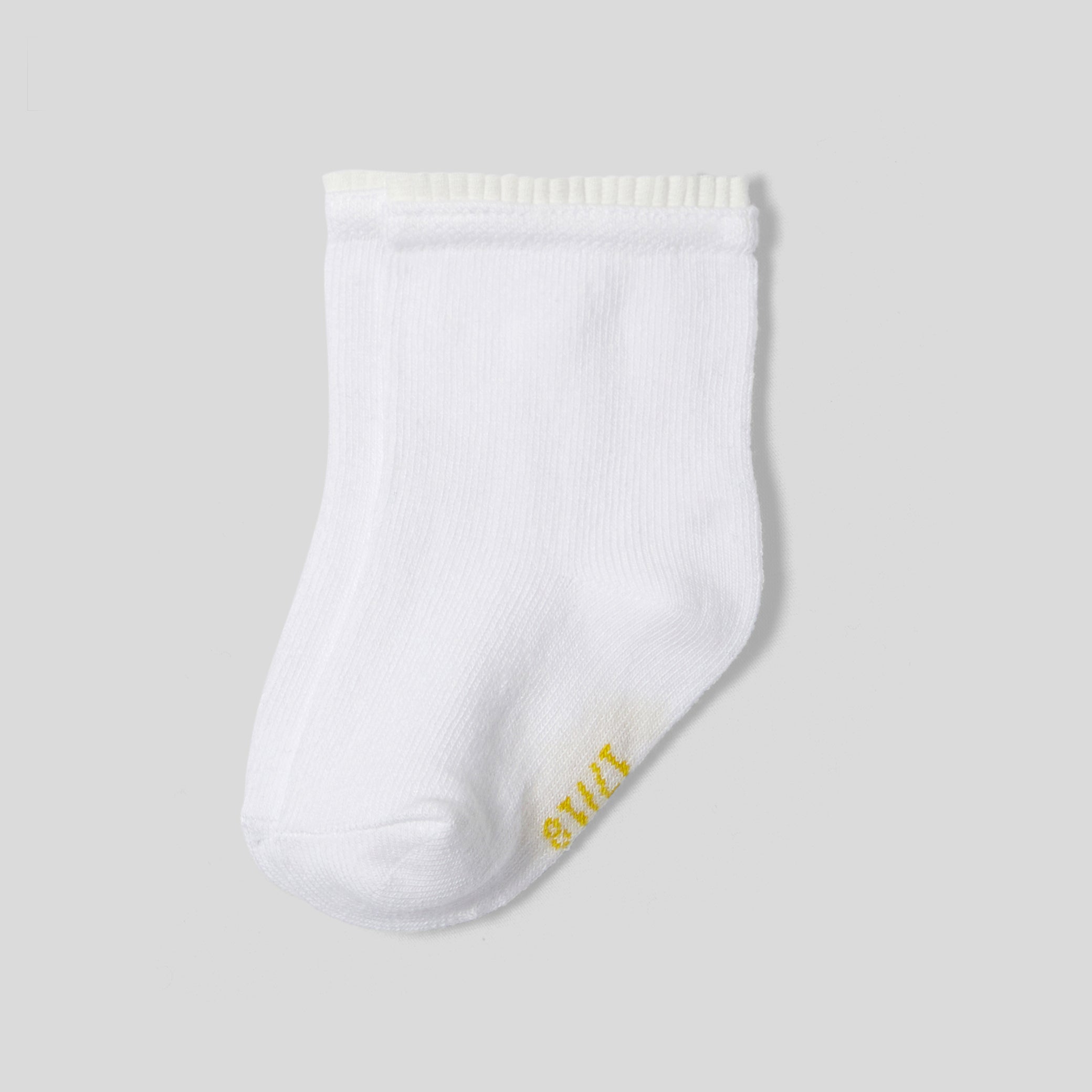 Baby girl ruffled socks