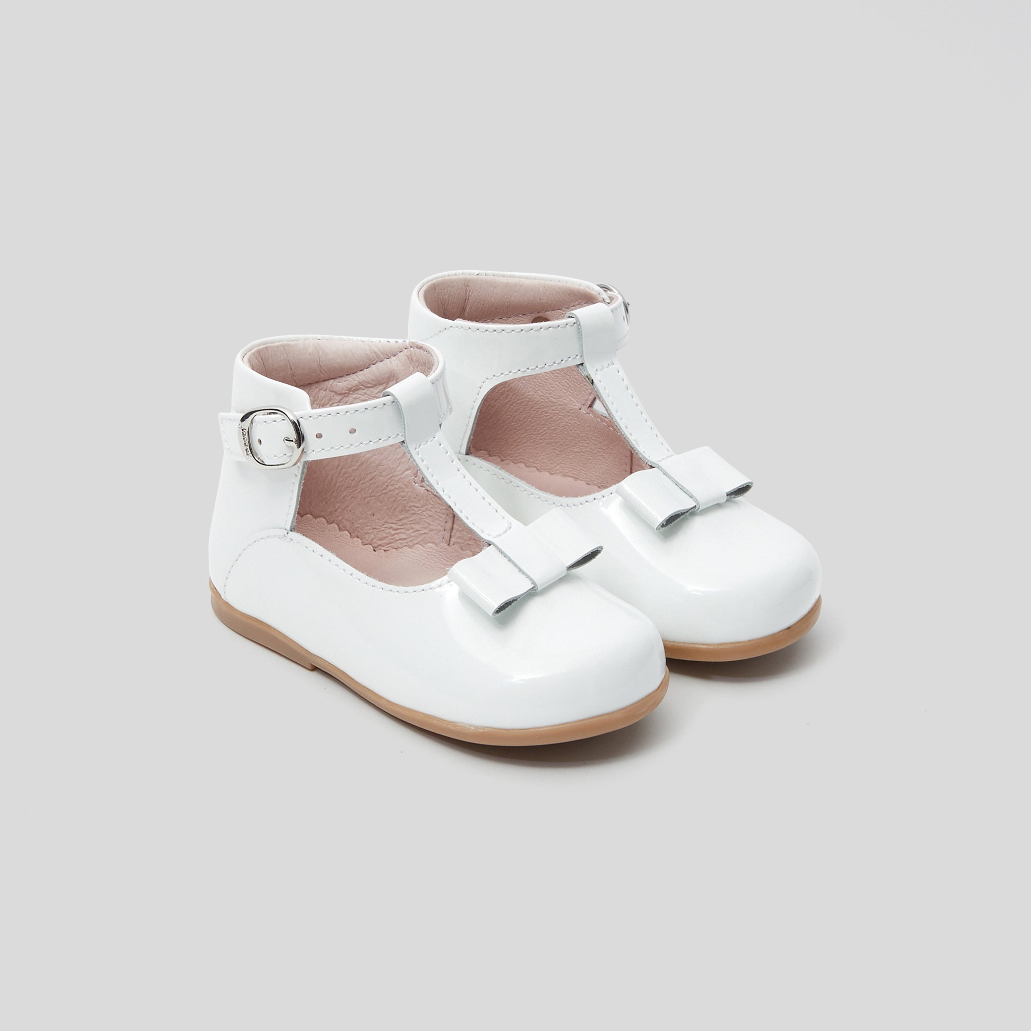Baby girl smooth leather t-bar shoes