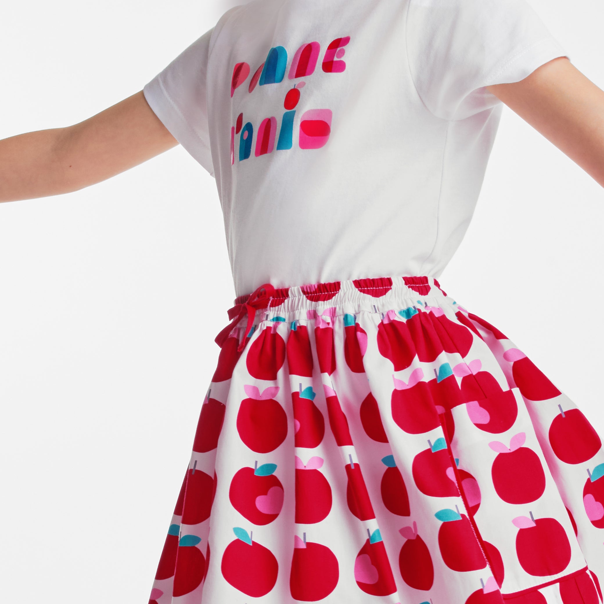 Girl apple print skirt