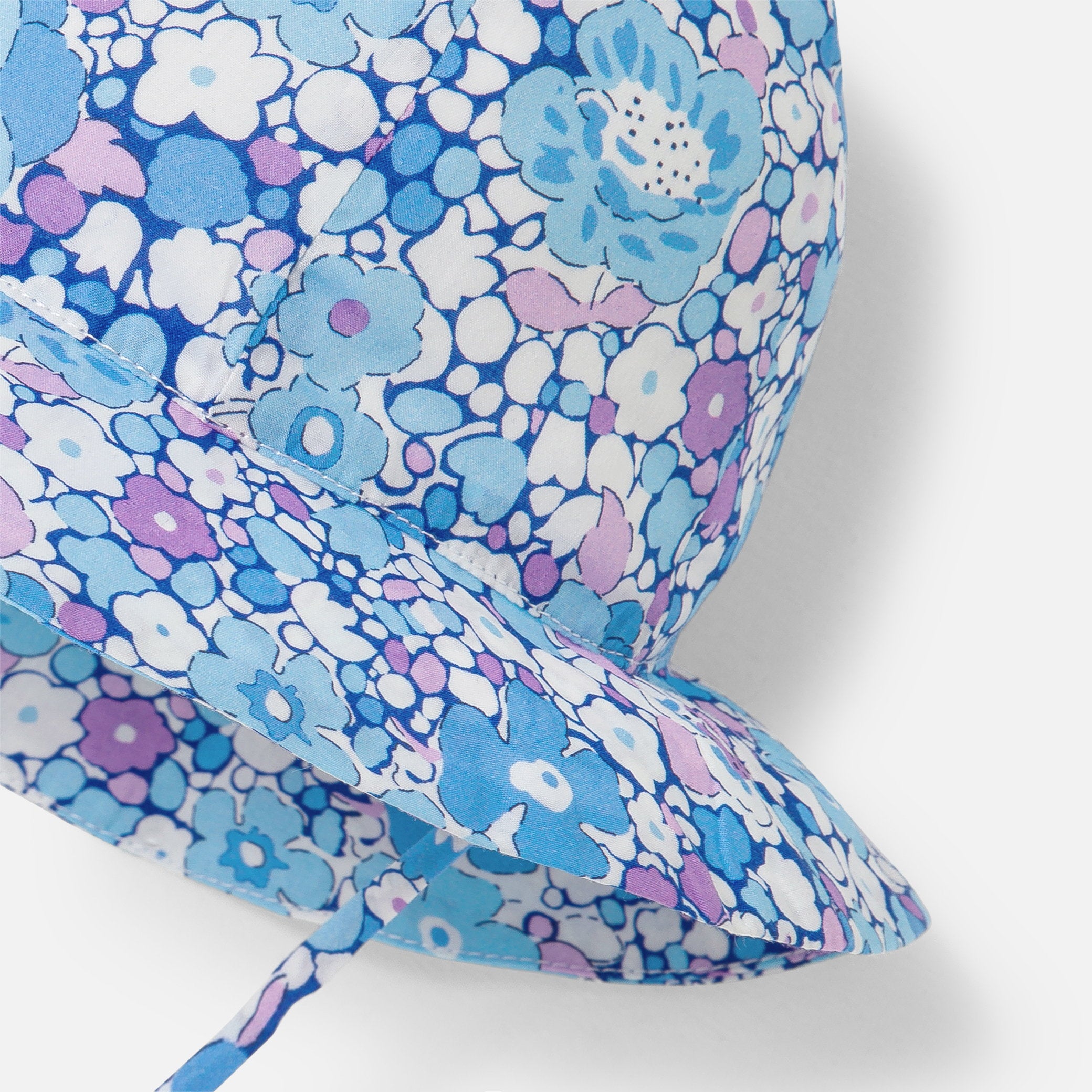 Baby-girl-wide-brim-hat