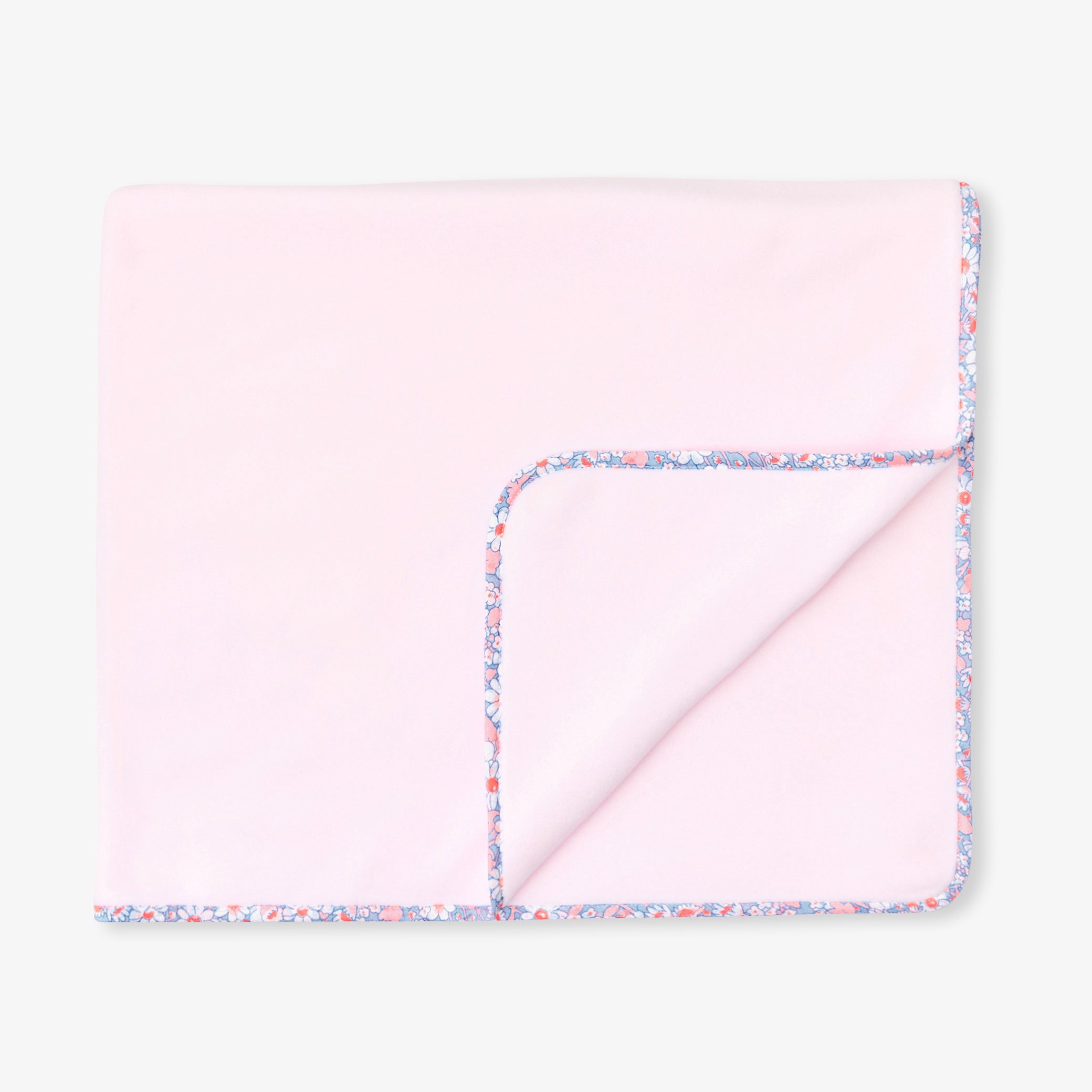 Double-layered fleece blanket