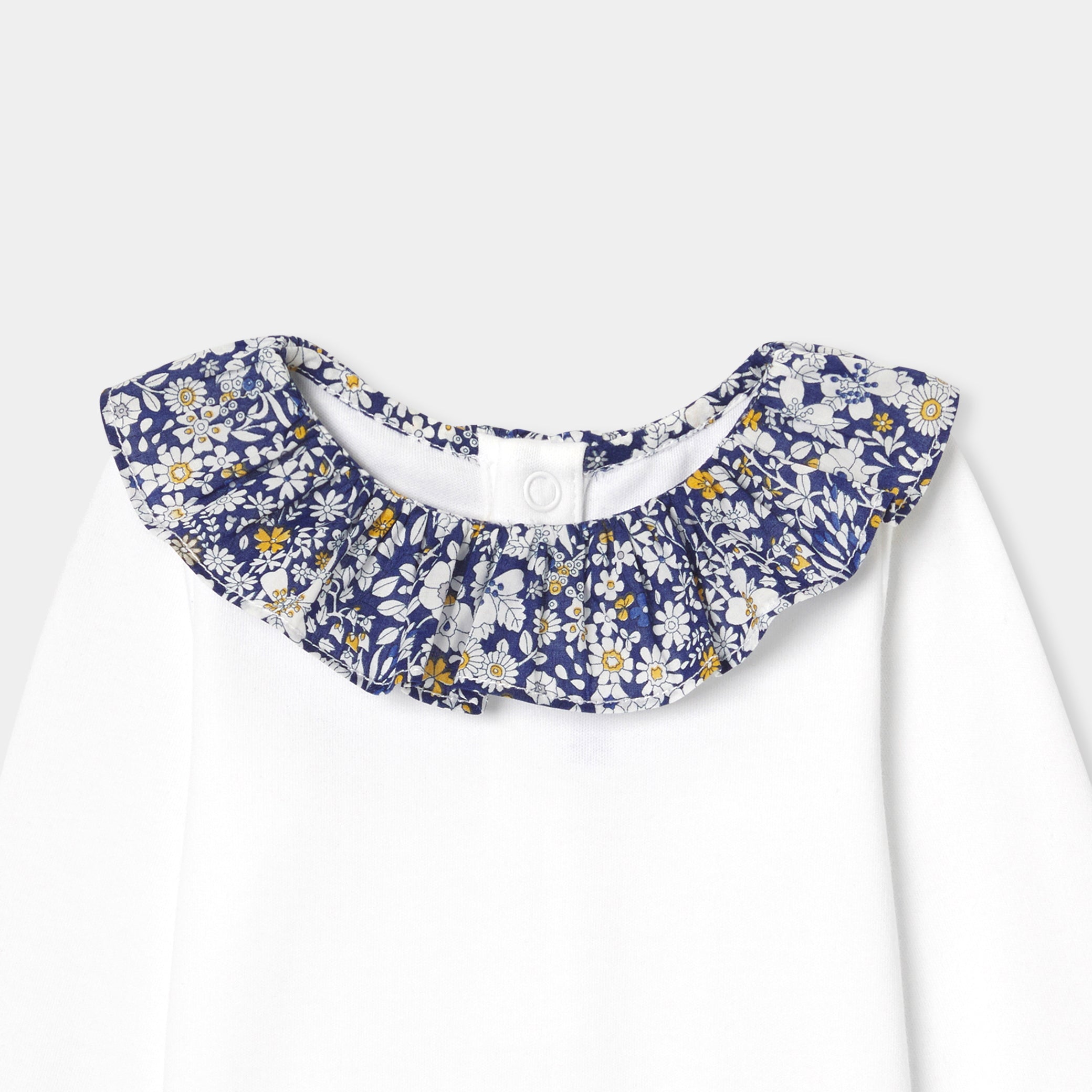 Baby-girl-long-sleeve-bodysuit