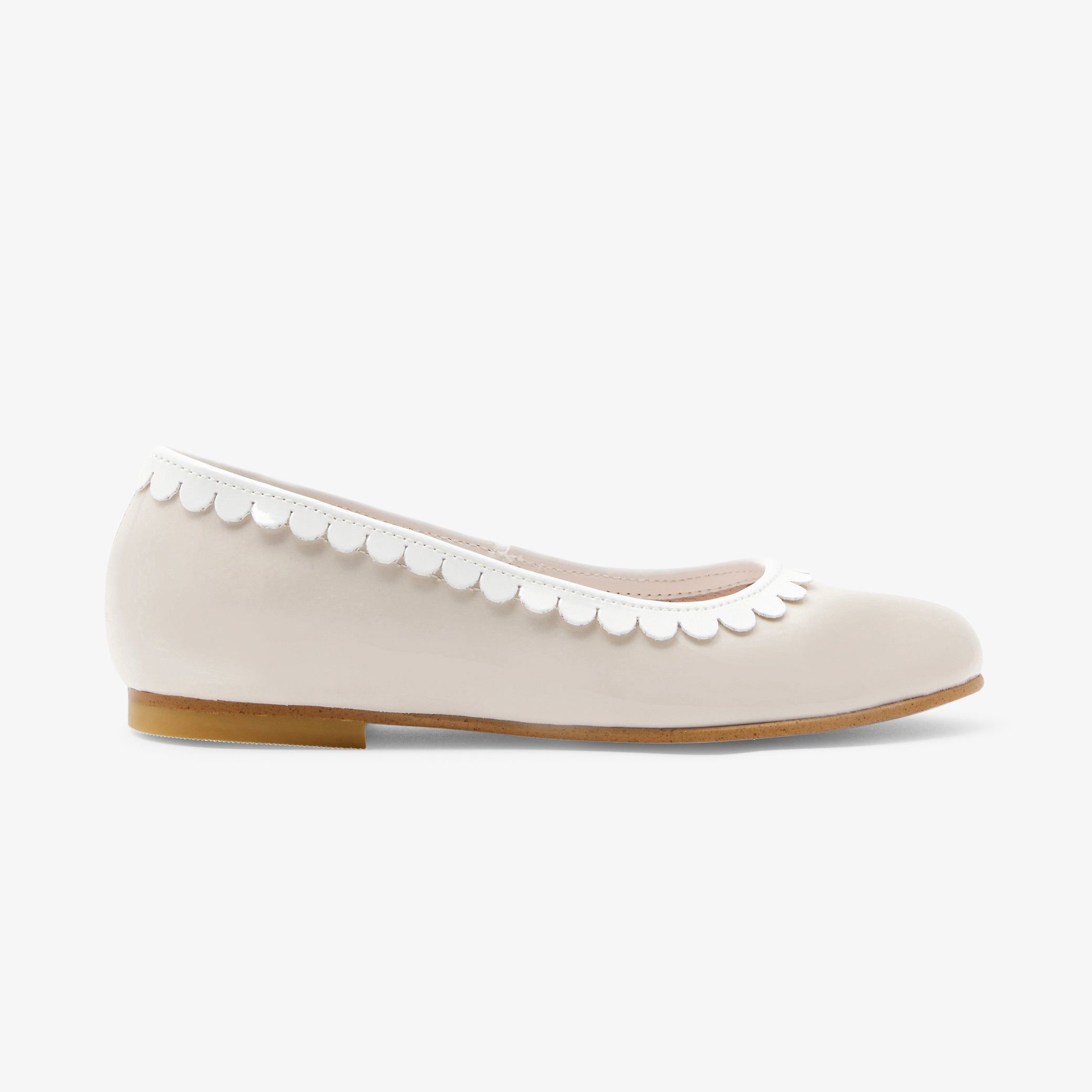 Girl patent leather ballerinas