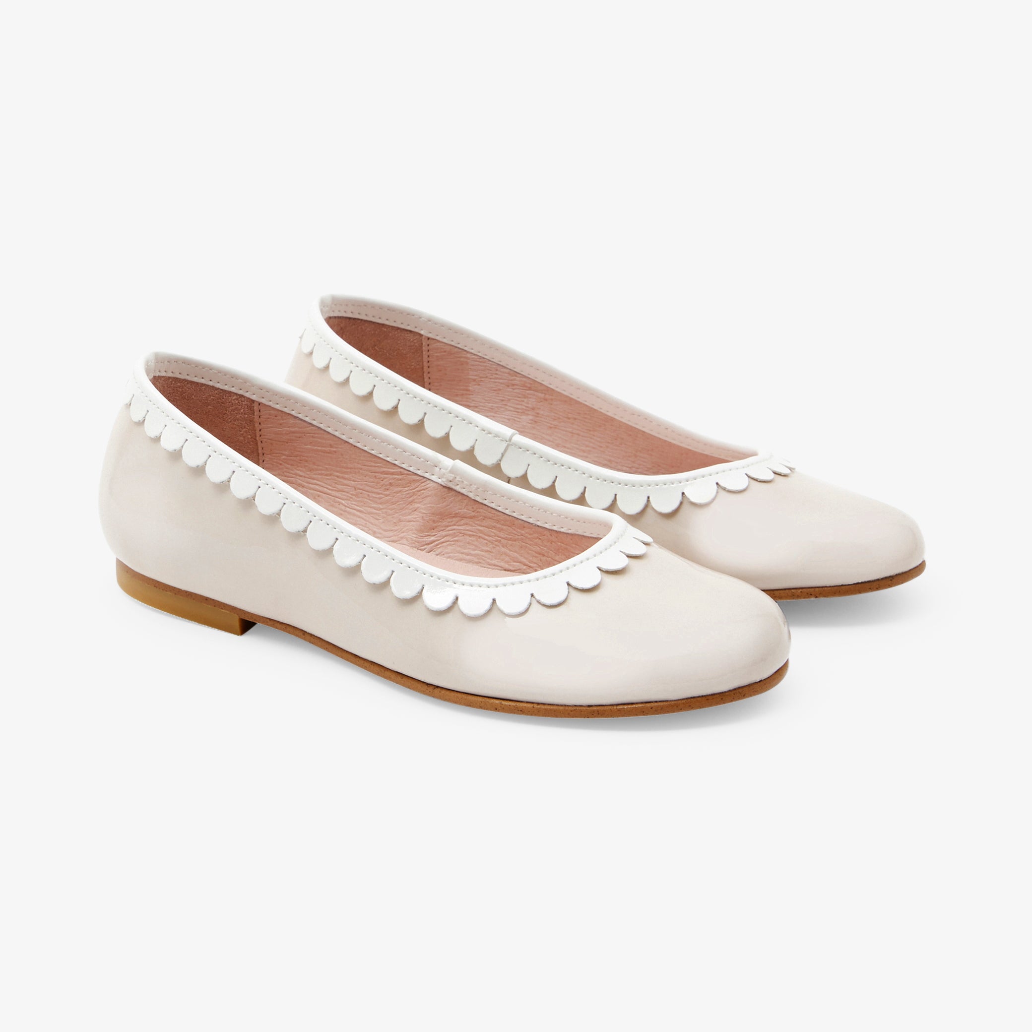 Girl patent leather ballerinas