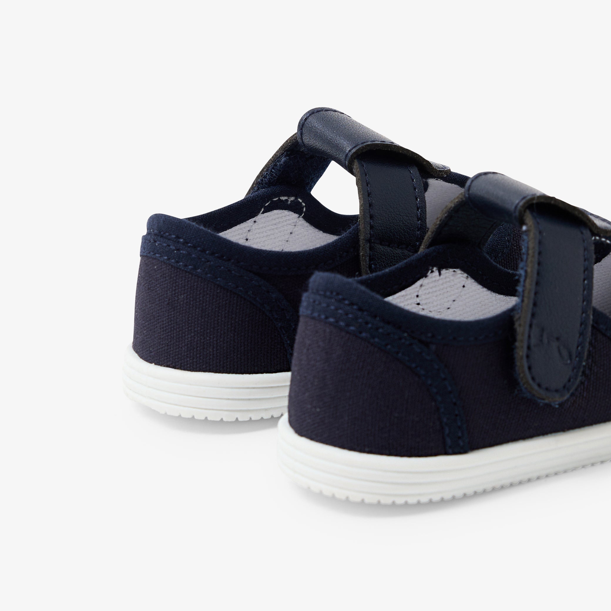 Baby canvas sandals
