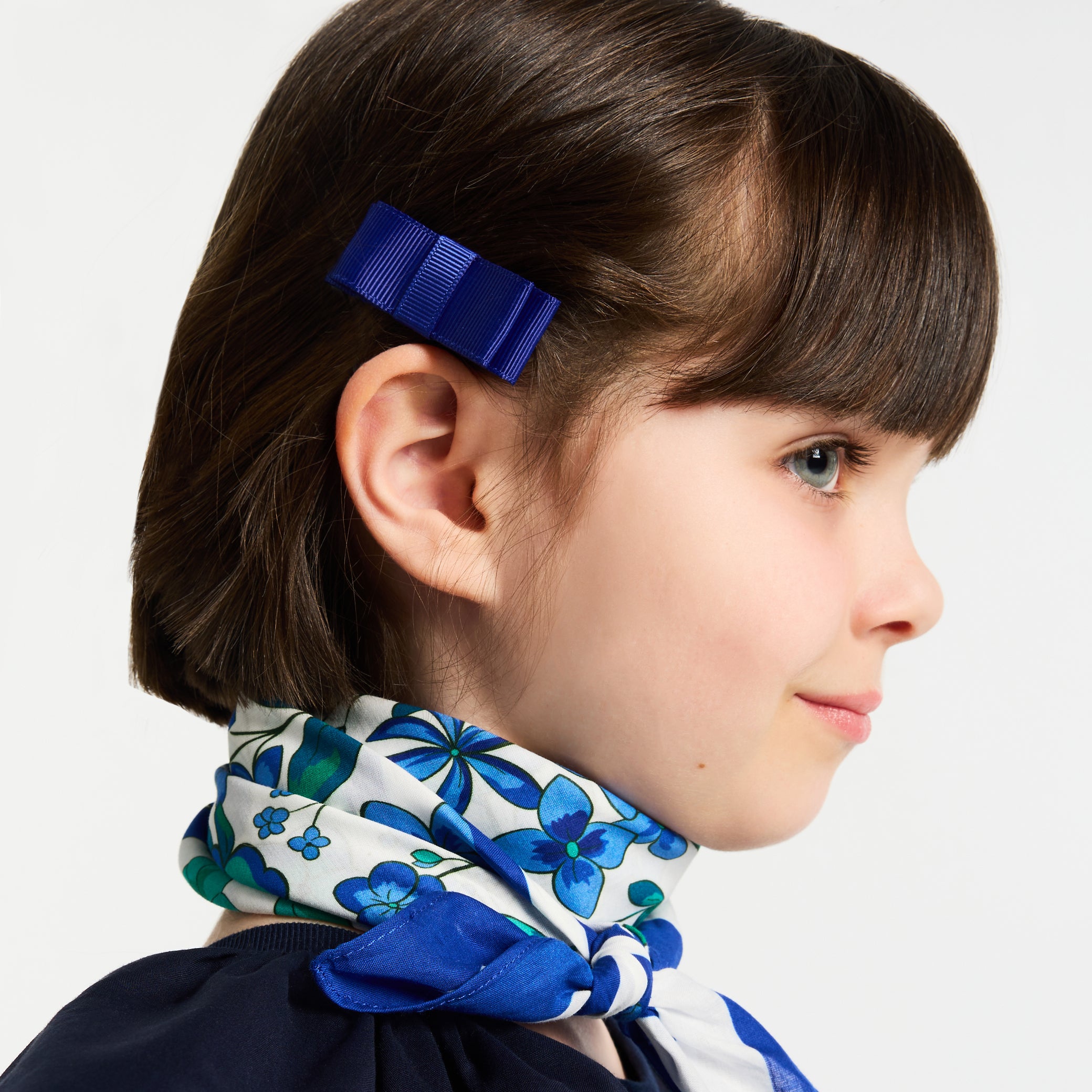 Girl duo of snap hair clips