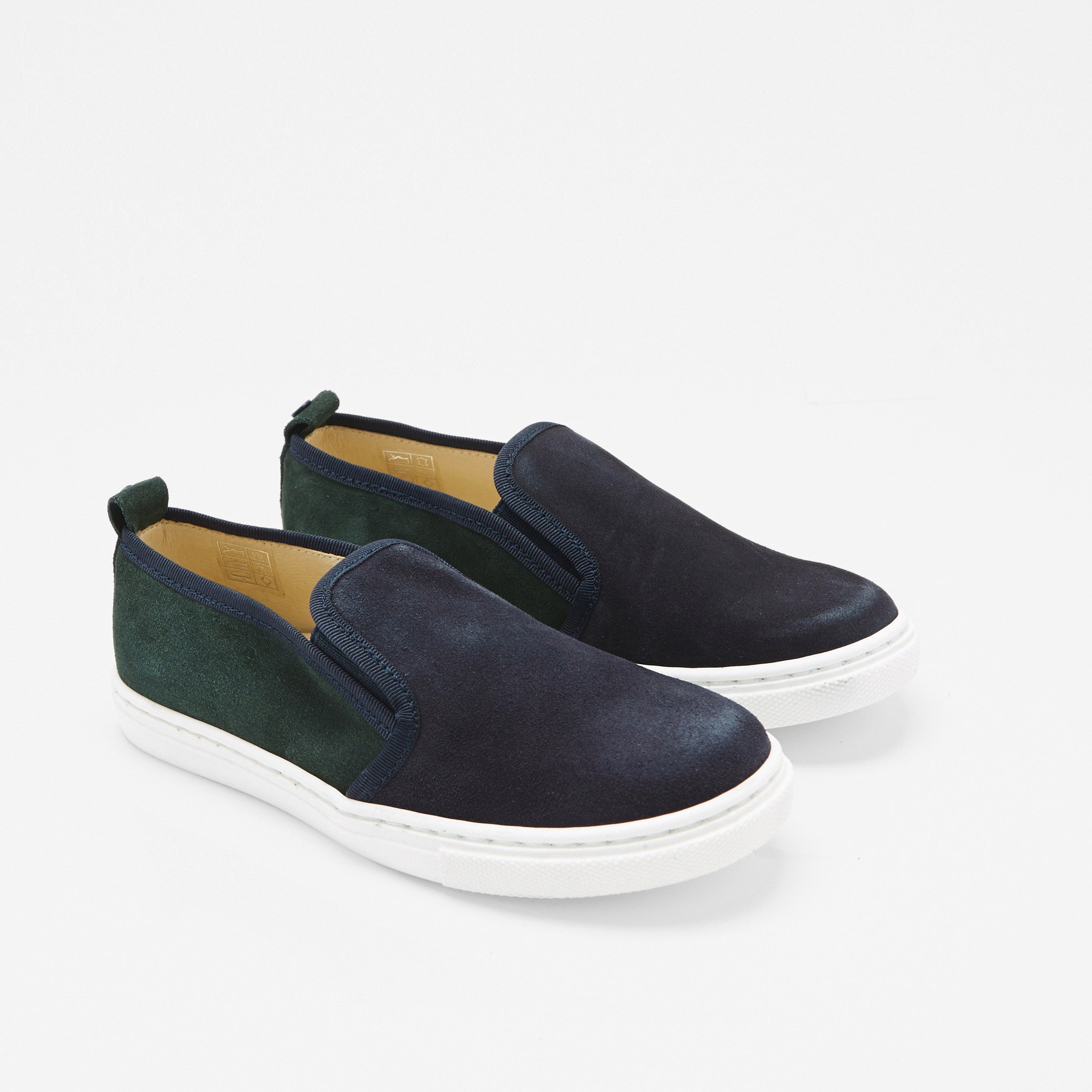 Boy tennis shoes