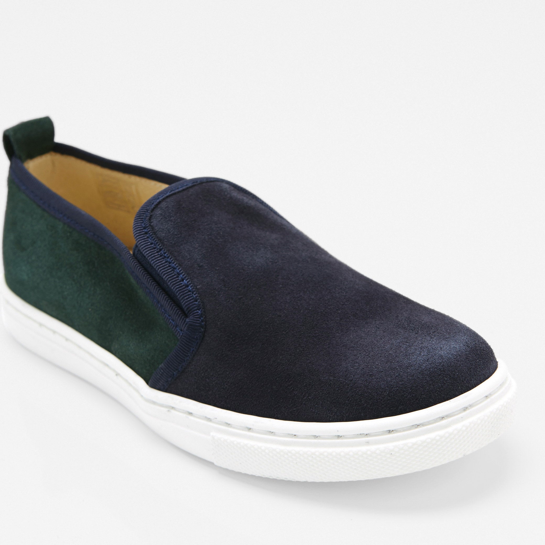 Boy tennis shoes