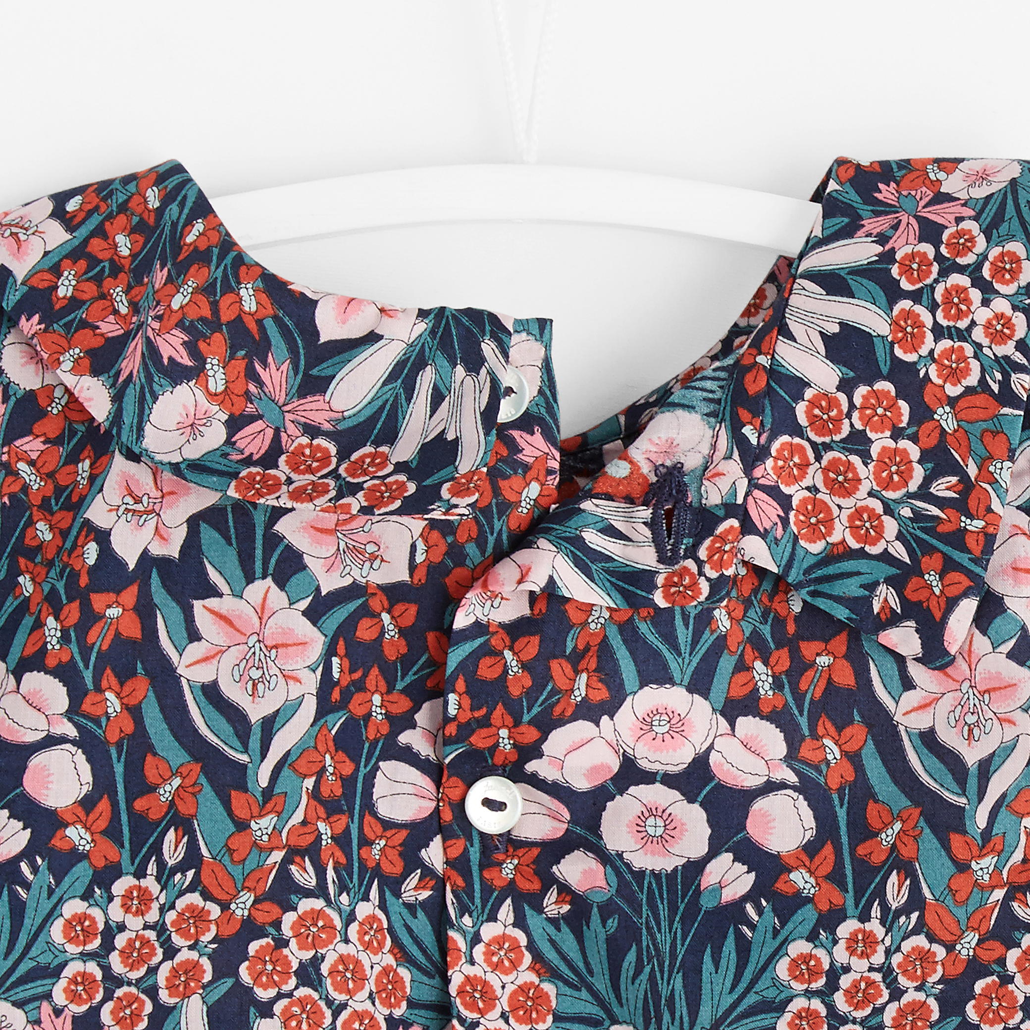 Baby-blouse-in-Liberty-fabric