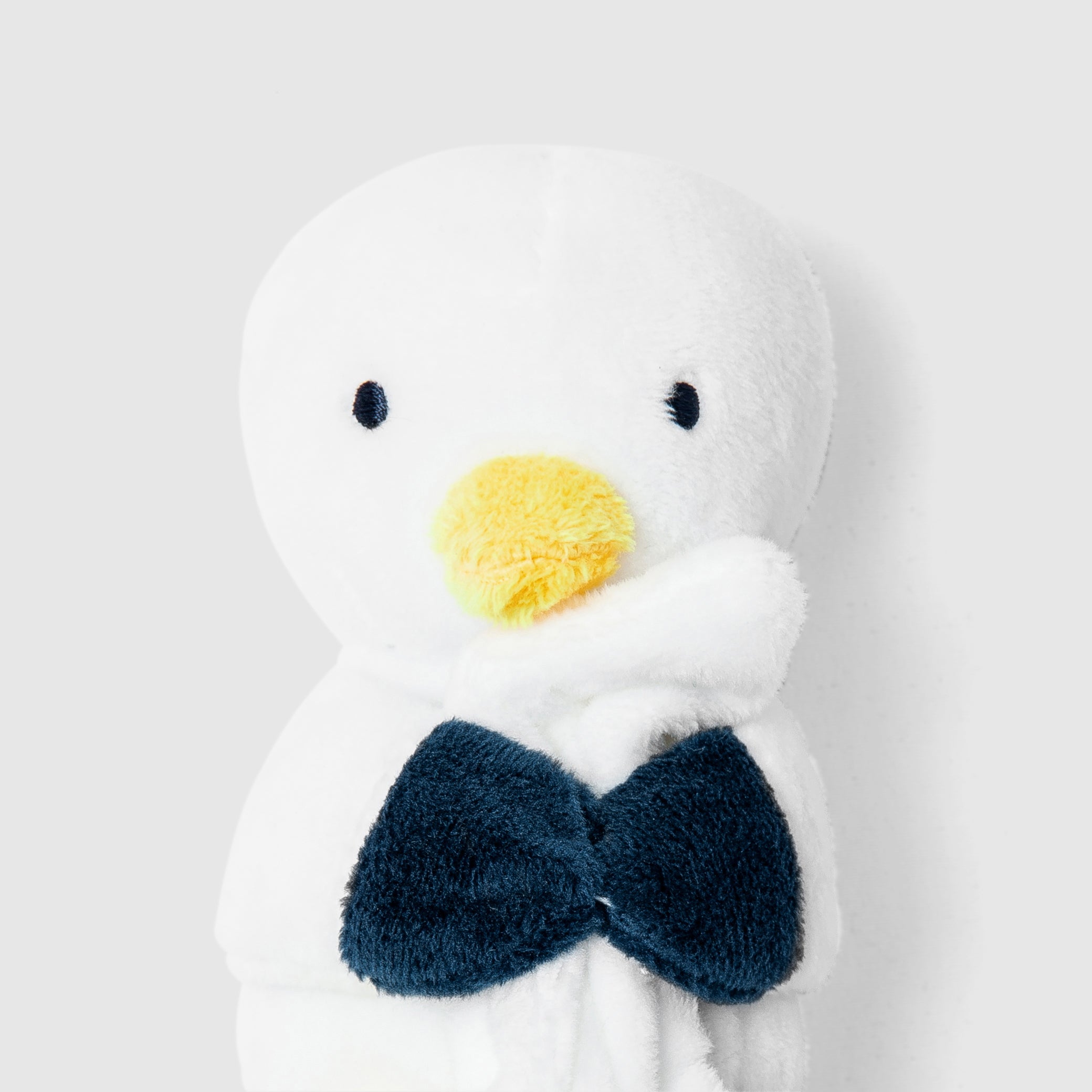 Seagull soft toy with blankie