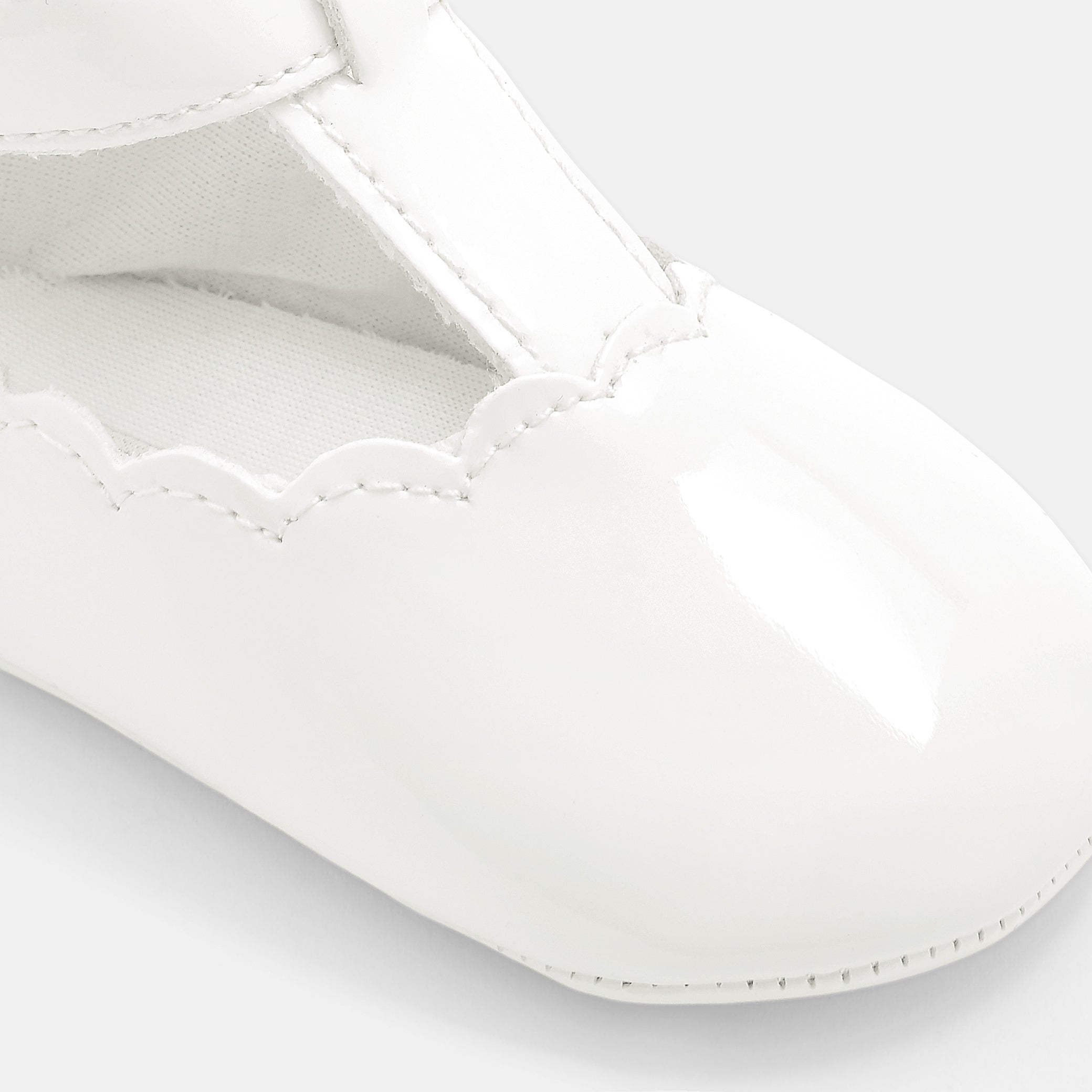Baby girl patent t-bar shoes
