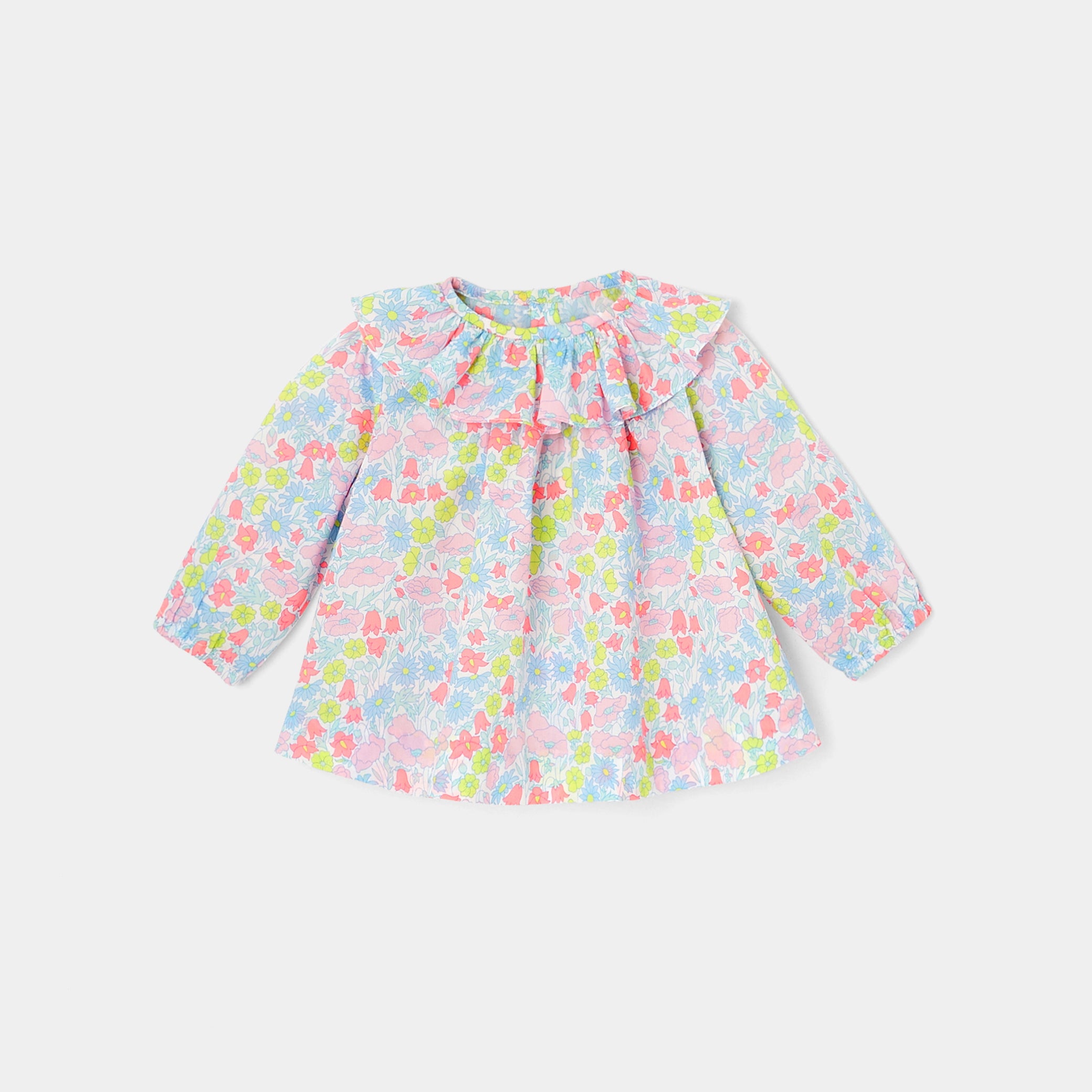 Baby-blouse-in-Liberty-fabric