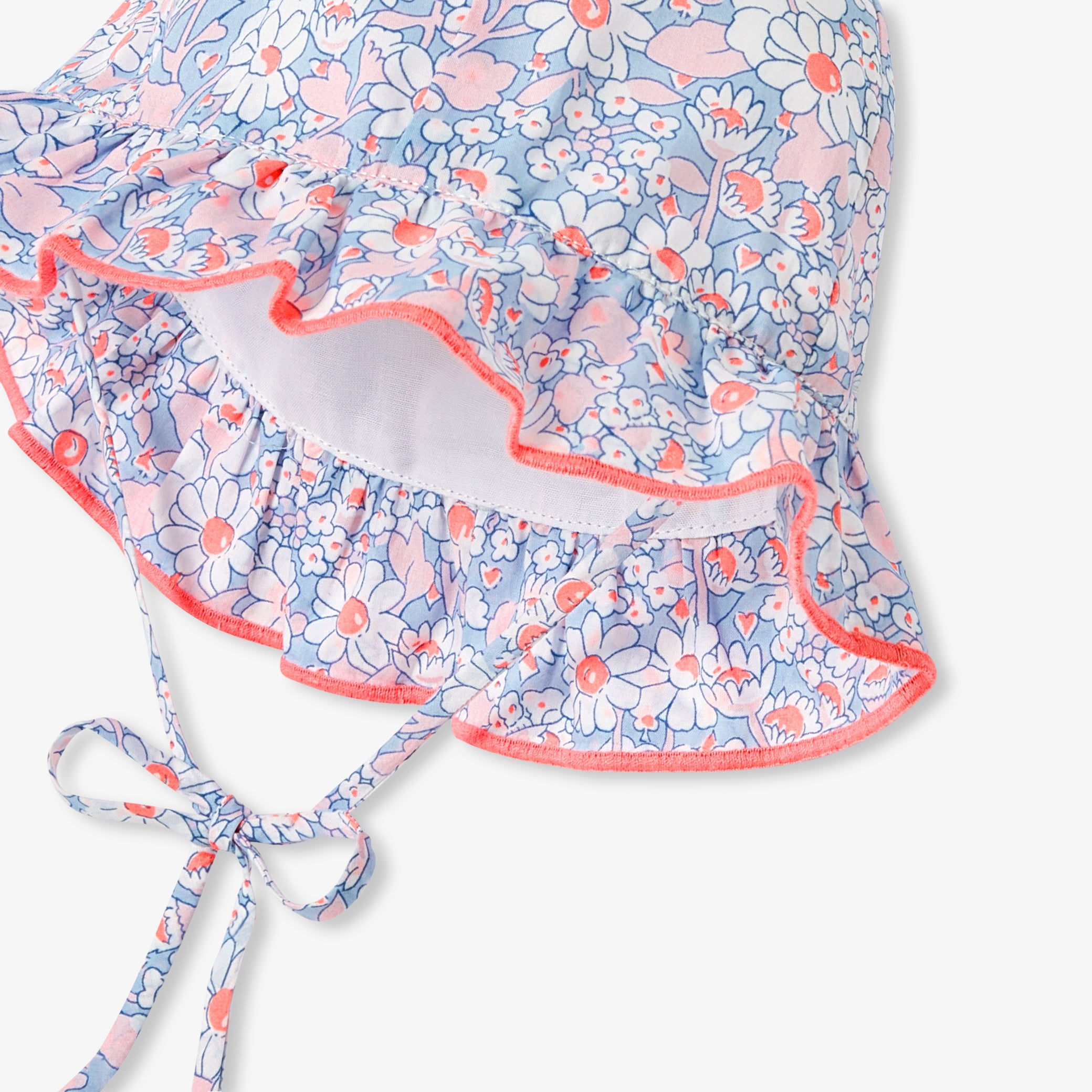 Baby-girl-hat-in-Liberty-fabric