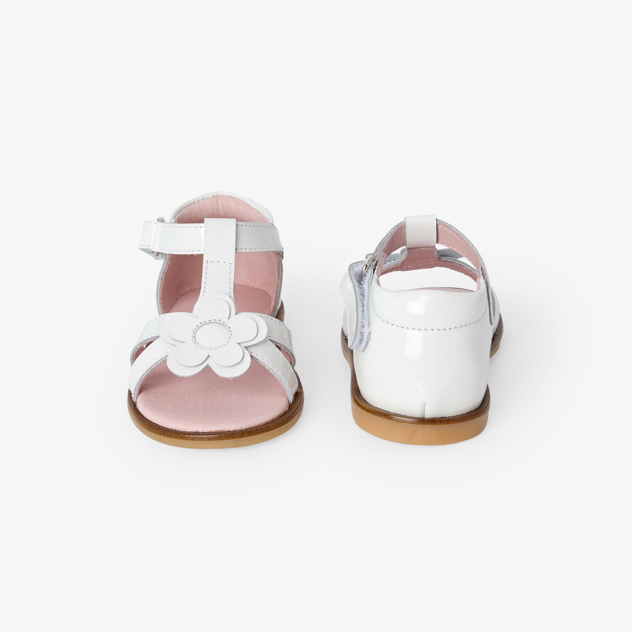 Baby girl sandals in patent leather