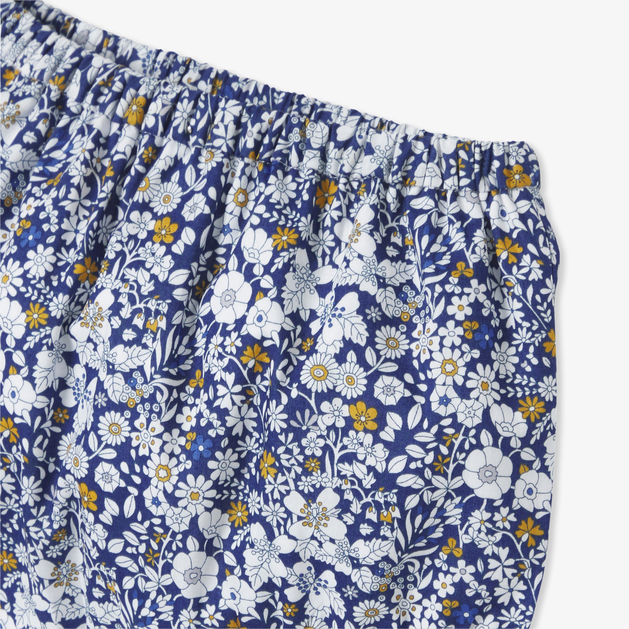 Baby-girl-bloomer-in-Liberty-fabric