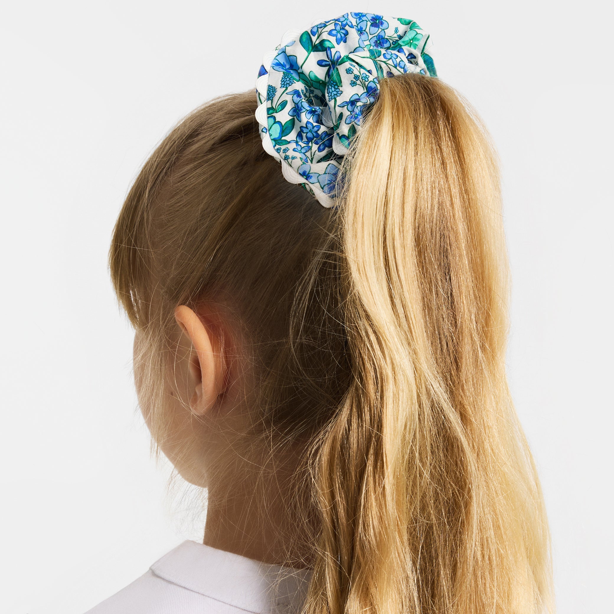 Girl croquet trim scrunchie