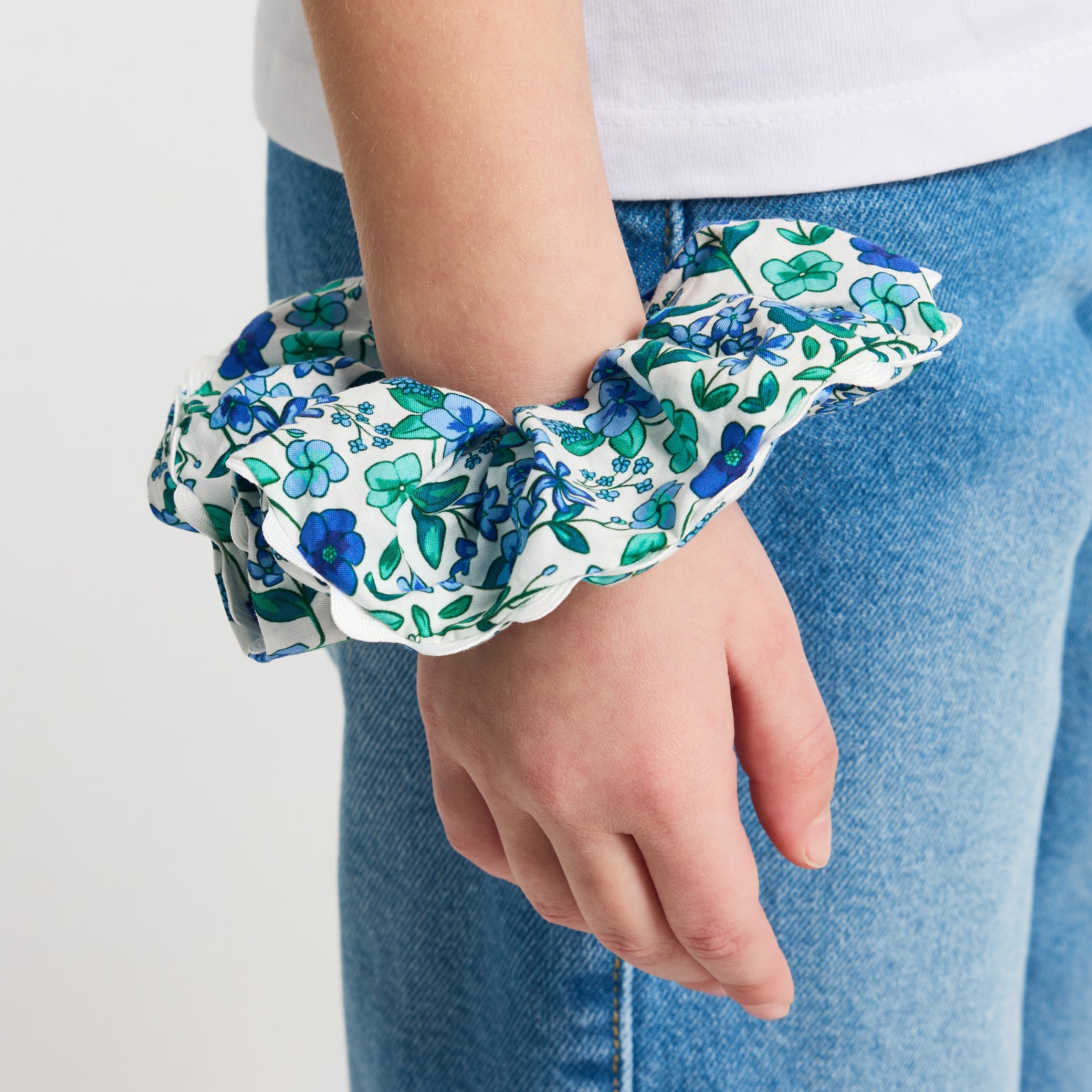 Girl croquet trim scrunchie